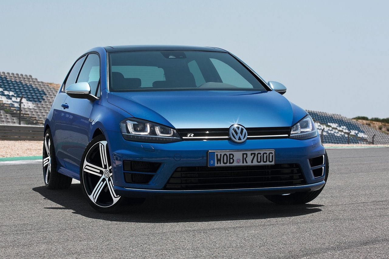 Volkswagen анонсировал новый Golf R